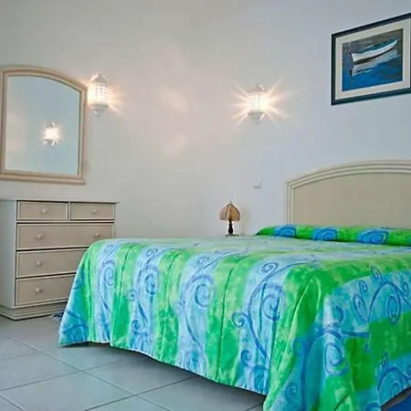 Carvoeiro Sleeps 8 Pool Air Con Wifi *